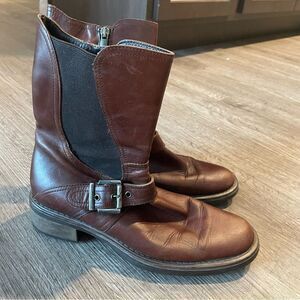 INDUSTRIA NAZIONALE GOMME E AFFINITY Brown Leather Buckle Tall Ankle Boots
